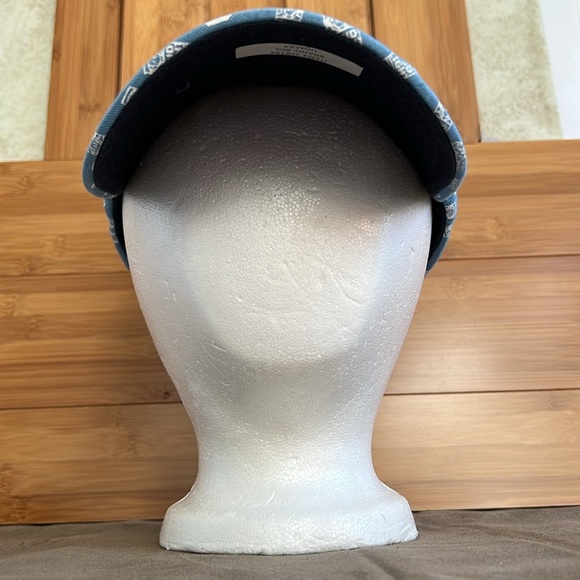 Bud Light Baseball Cap All Over Logo Blue Buckle Back Pattern Beer Hat NEW - Picture 9 of 16